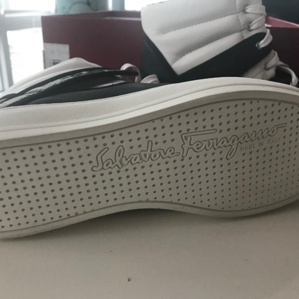Salvatore Ferragamo Women's Pixy Hi Top Sneakers 9 - Picture 5 of 5